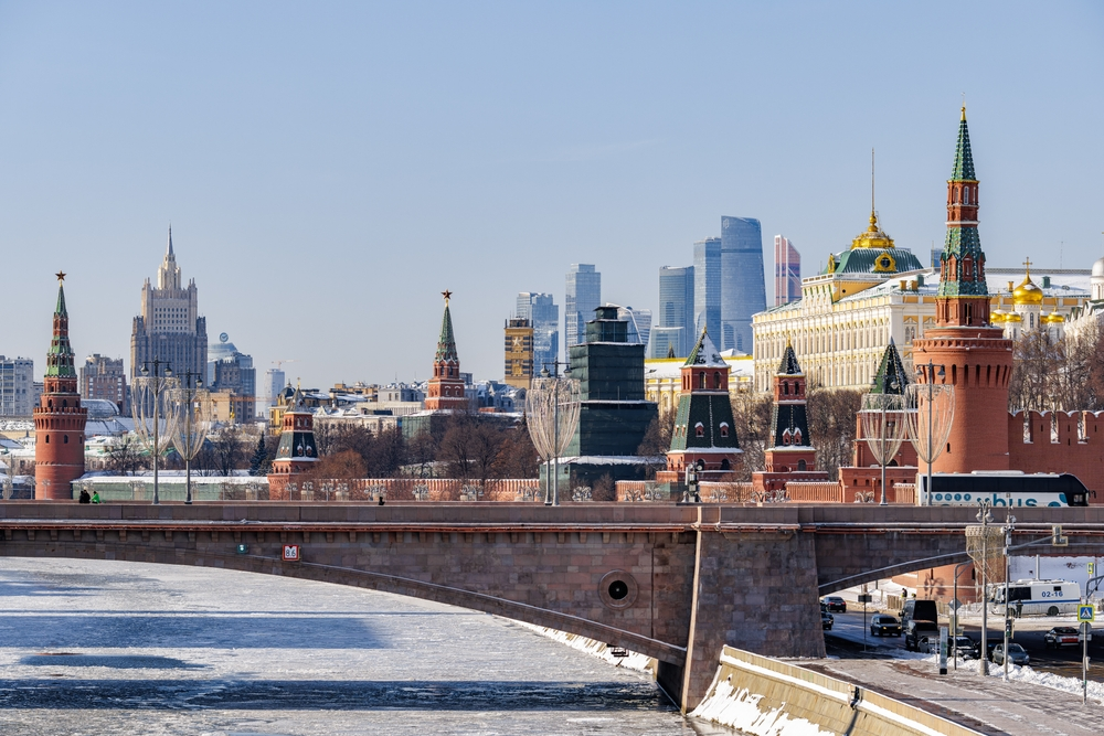 Анализ образовательных программ по специальности "Правовое обеспечение национальной безопасности" в Москве