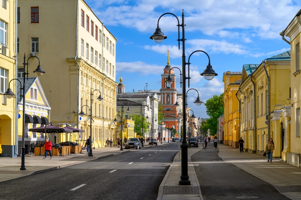 Образование в Москве: Куда поступить на бакалавриат по специальности "Бизнес-информатика"