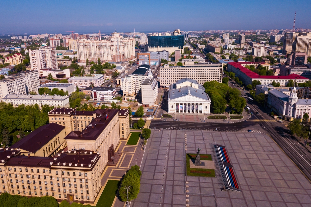 Куда поступить в Воронеже на специалитет "Фармация"