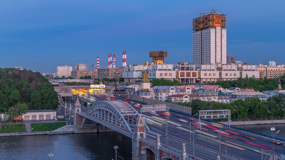 Куда поступить в Москве на бакалавриат по специальности "Юриспруденция"