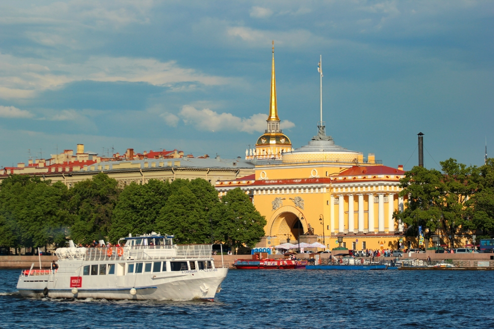 Куда поступить в Санкт-Петербурге на бакалавриат по специальности "Педагогическое образование"