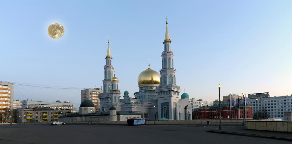 Лучшие вузы Москвы для поступления на бакалавриат по специальности "Туризм"