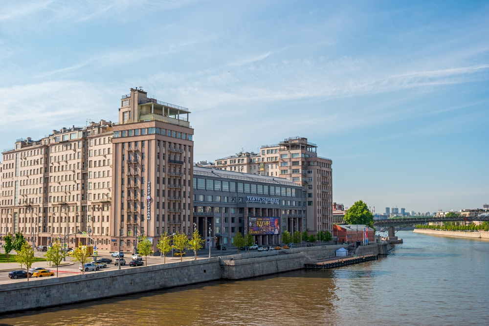 Куда поступить в Москве на бакалавриат по специальности "Журналистика"