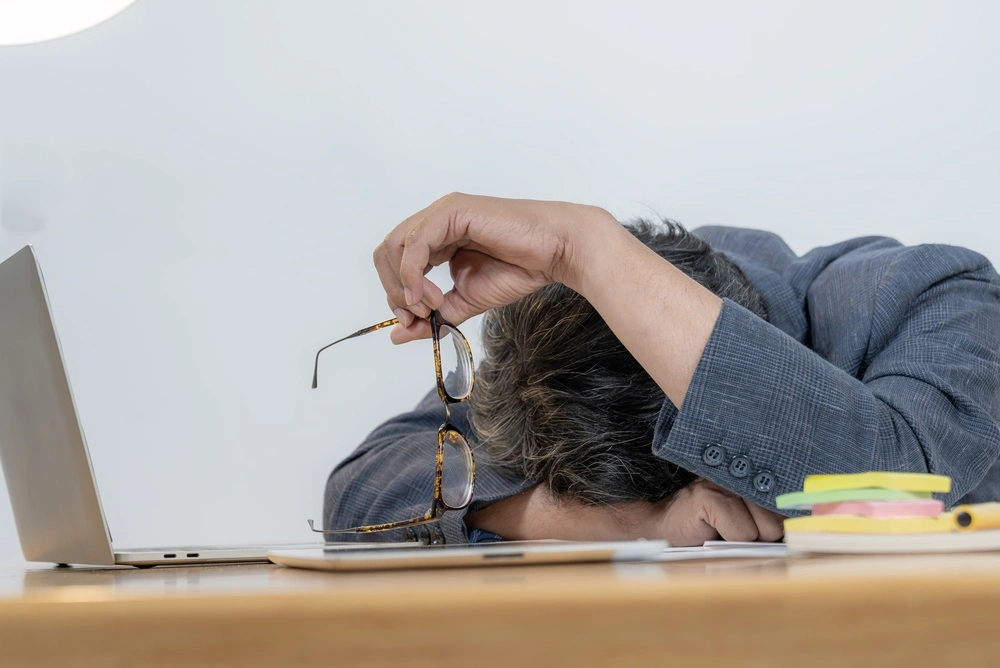 Эмоциональное выгорание: признаки и преодоление