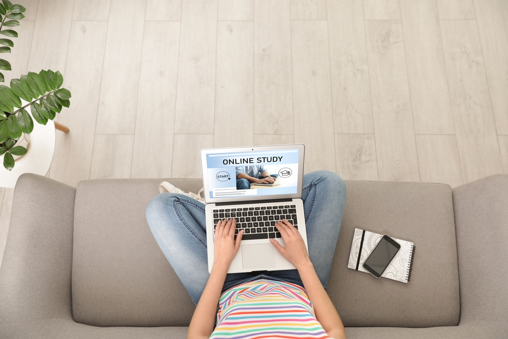 Дистанционное и заочное обучение: в чём разница и что выбрать