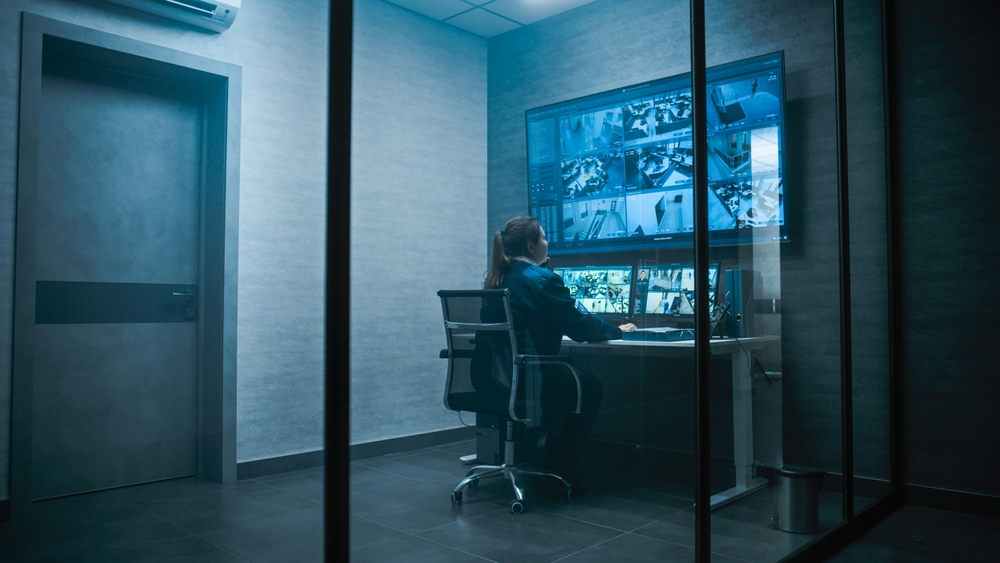 Сторож: как начать работу без опыта, где искать вакансии и на что обратить внимание